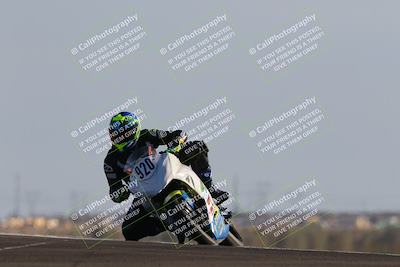 media/Dec-04-2022-CVMA (Sun) [[e38ca9e4fc]]/Race 12 500 Supersport-350 Supersport/